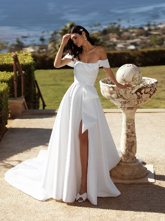 Moonlight Bridal  H1581 #0 thumbnail